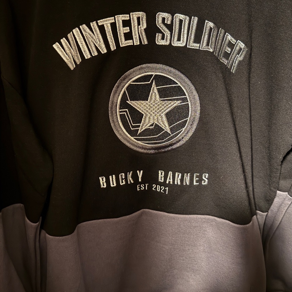 Winter Soldier BoxLunch sweatshirt - Avengers, Bucky Barnes - Picture 2 of 3